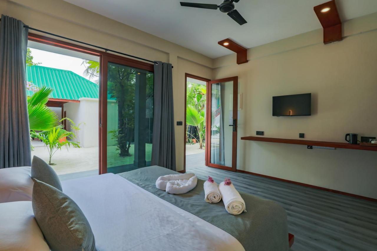 ホテル Sunny Breeze View Hangnaameedhoo エクステリア 写真